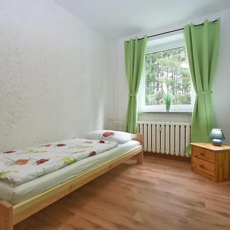 Large Ground Floor With Garden Use In Elbingerode-rübeland * Höhlenort Rübeland