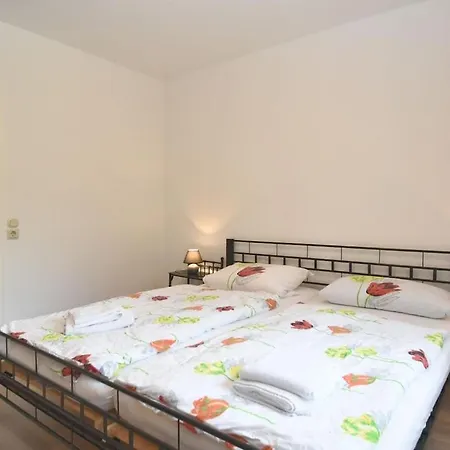 Large Ground Floor With Garden Use In Elbingerode-rübeland *